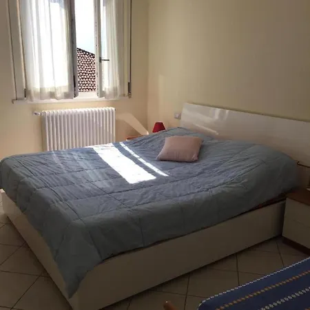 Casa Vista Cipressi ורנה